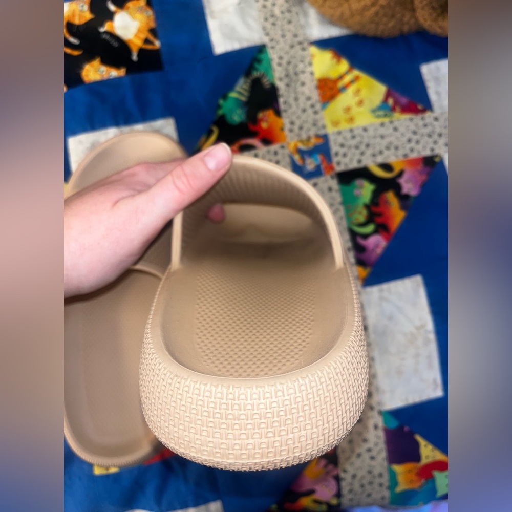 Textured Foam Slides - Picture 4 of 5